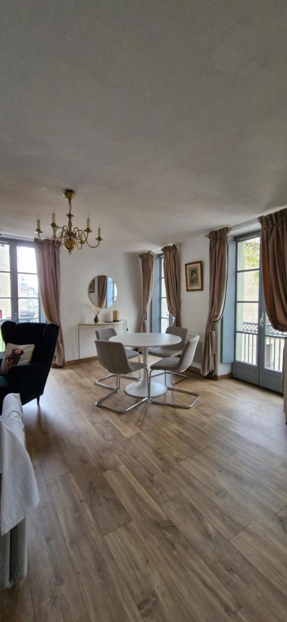 Via Apartment Narbonne